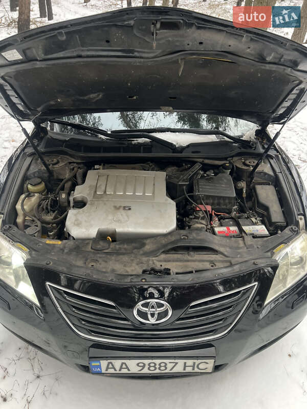 Седан Toyota Camry 2008 в Магдалинівці
