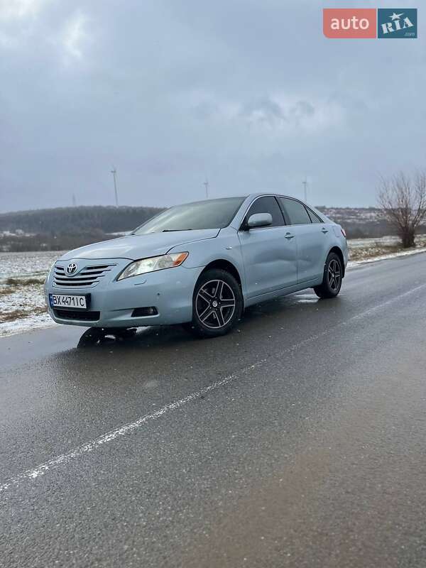 Седан Toyota Camry 2007 в Львові