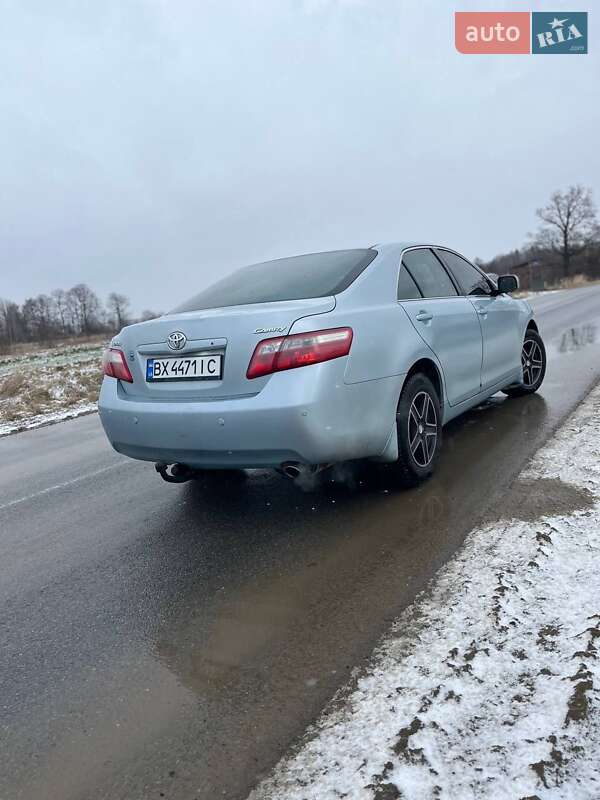 Седан Toyota Camry 2007 в Львові