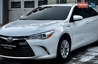 Седан Toyota Camry 2016 в Николаеве