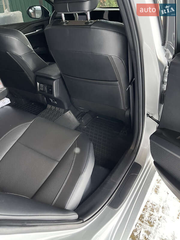 Седан Toyota Camry 2024 в Києві фото 6 Седан Toyota Camry 2024 в Києві
