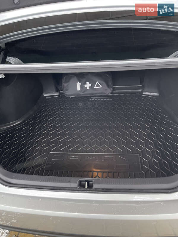 Седан Toyota Camry 2024 в Києві фото 8 Седан Toyota Camry 2024 в Києві