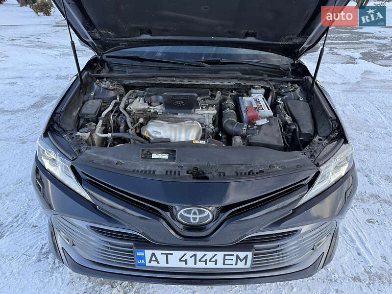 Седан Toyota Camry 2017 в Коломые