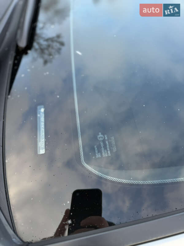 Седан Toyota Camry 2018 в Полтаві