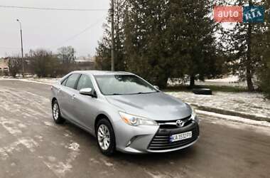Седан Toyota Camry 2017 в Києві
