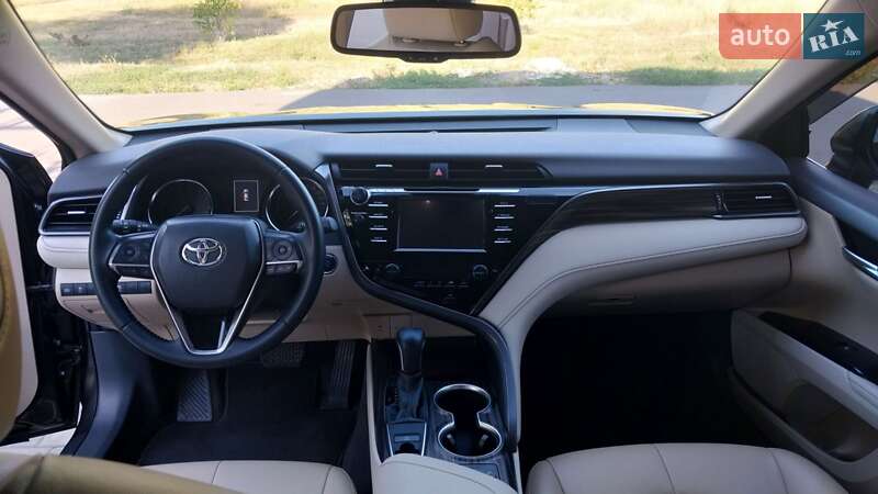Седан Toyota Camry 2019 в Подільську