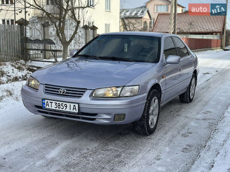 Седан Toyota Camry 1997 в Івано-Франківську фото Седан Toyota Camry 1997 в Івано-Франківську