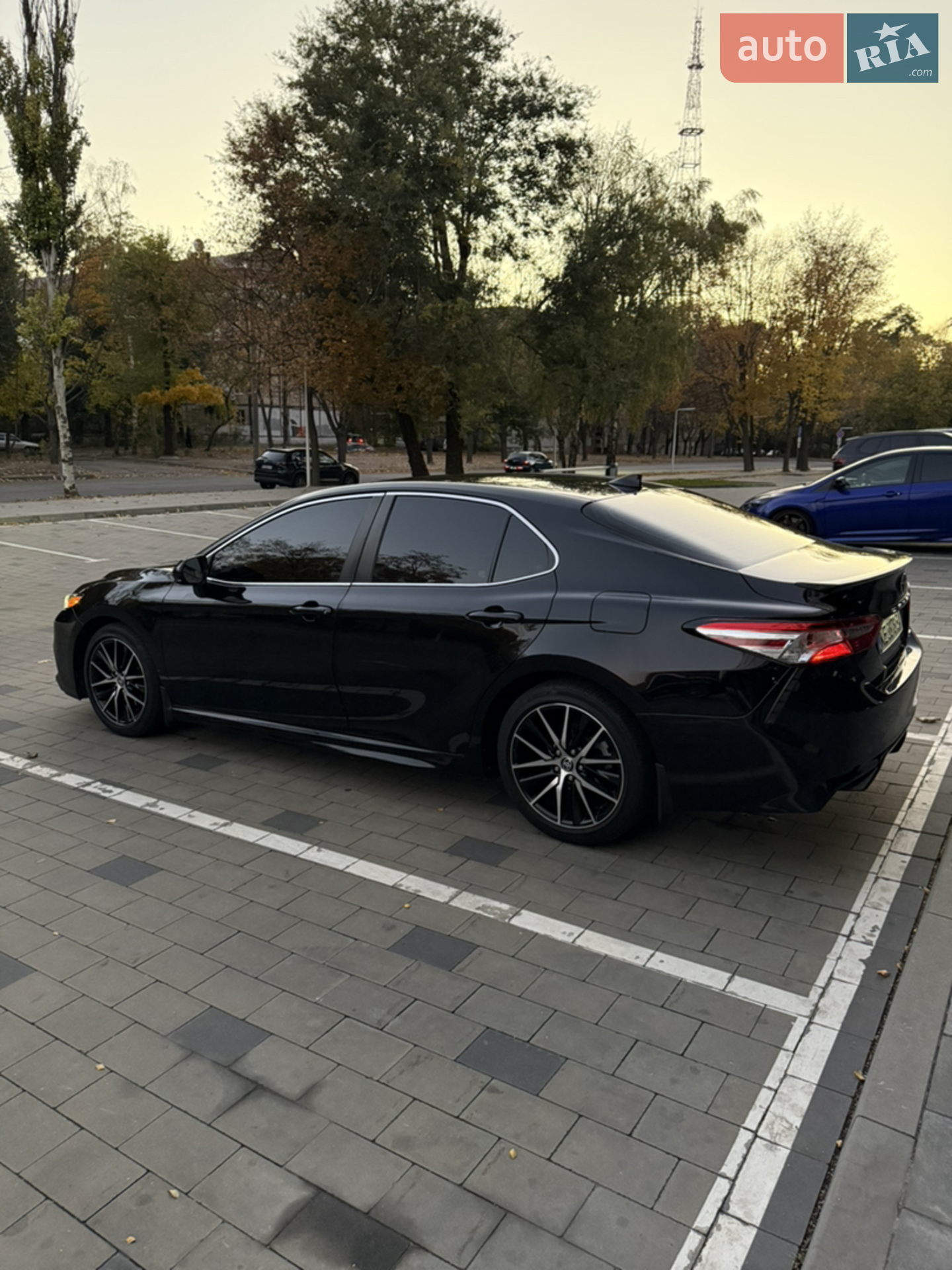 2020 Toyota Camry - мініатюра 4