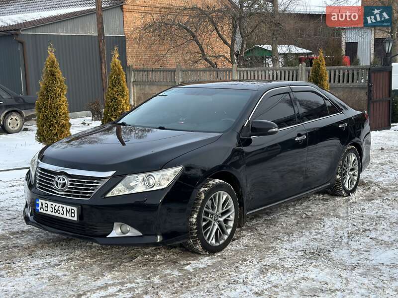 Седан Toyota Camry 2012 в Вінниці
