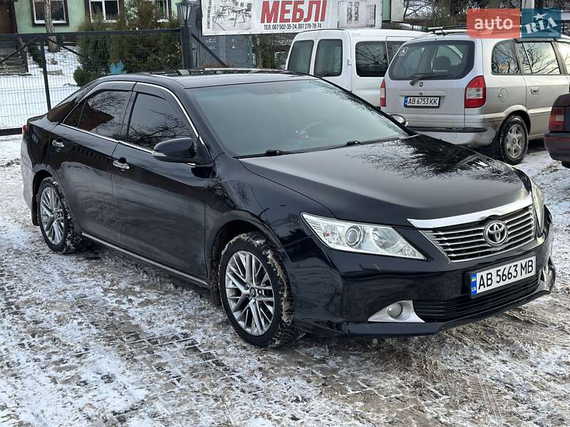 Седан Toyota Camry 2012 в Вінниці