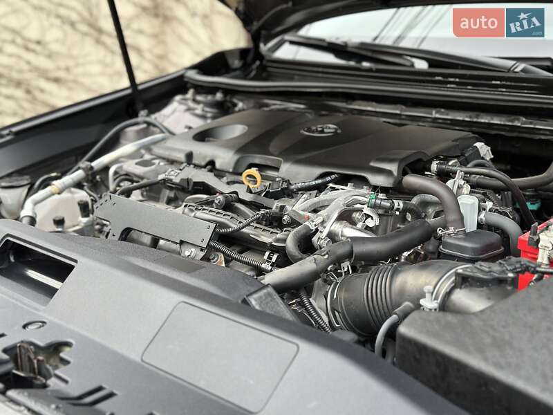 Седан Toyota Camry 2017 в Одессе