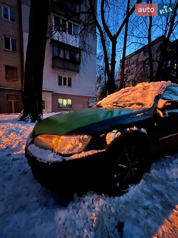 Седан Toyota Camry 2000 в Киеве