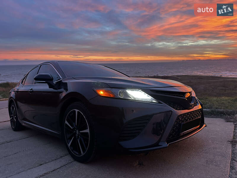 Седан Toyota Camry 2018 в Одесі