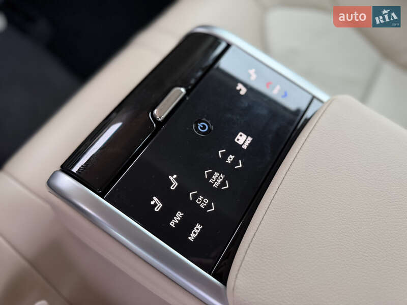 Седан Toyota Camry 2019 в Киеве фото 33 Седан Toyota Camry 2019 в Киеве