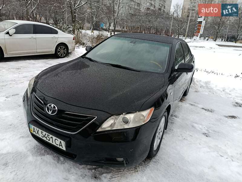 Седан Toyota Camry 2006 в Харькове