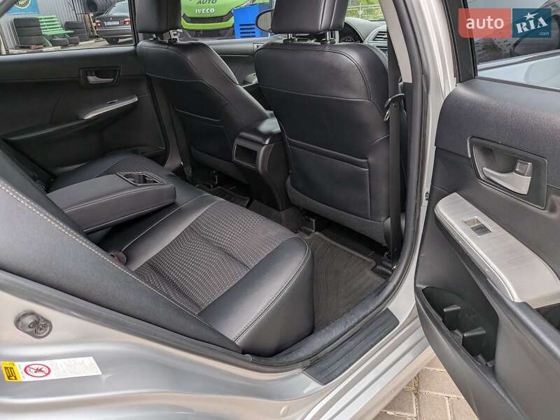 Седан Toyota Camry 2014 в Харькове