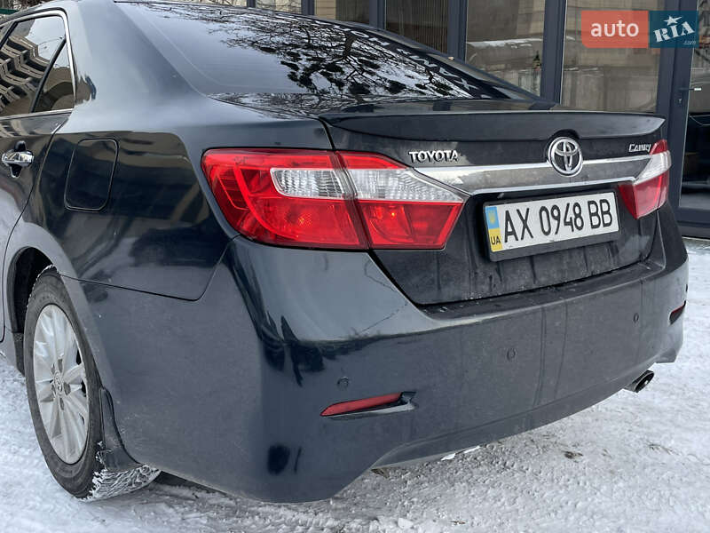 Седан Toyota Camry 2013 в Киеве фото 6 Седан Toyota Camry 2013 в Киеве