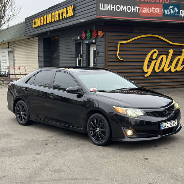 Седан Toyota Camry 2013 в Киеве фото 7 Седан Toyota Camry 2013 в Киеве