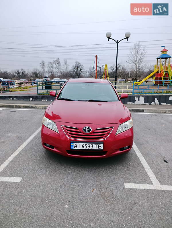 Седан Toyota Camry 2008 в Вышгороде
