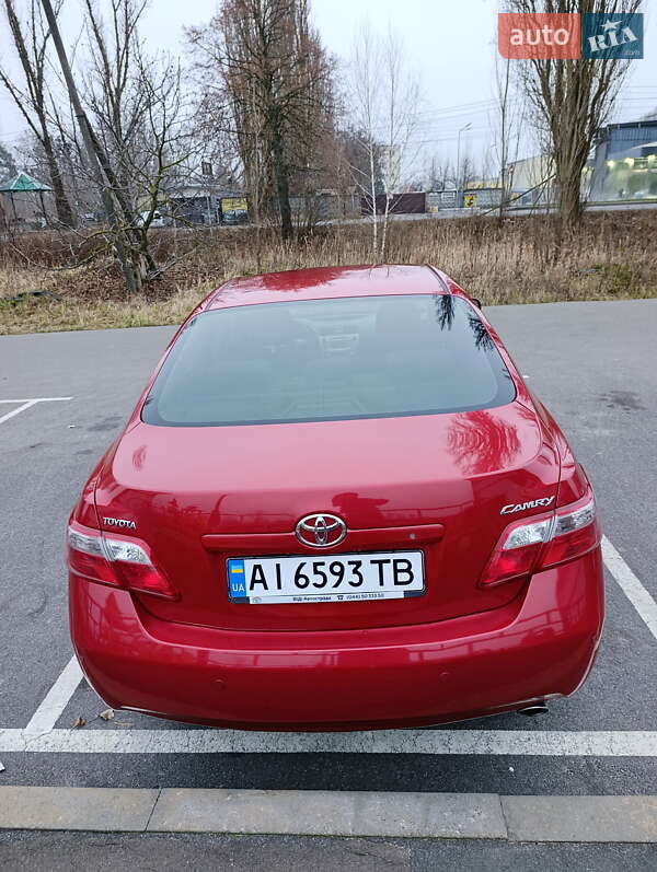 Седан Toyota Camry 2008 в Вышгороде