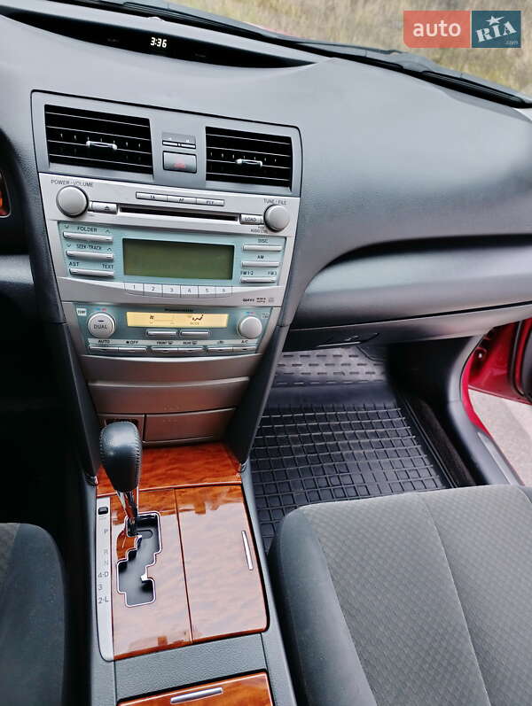 Седан Toyota Camry 2008 в Вышгороде