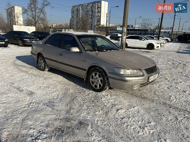 Toyota Camry 1997