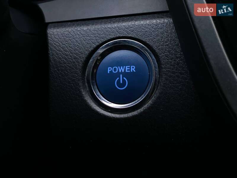 Седан Toyota Camry 2020 в Киеве фото 36 Седан Toyota Camry 2020 в Киеве