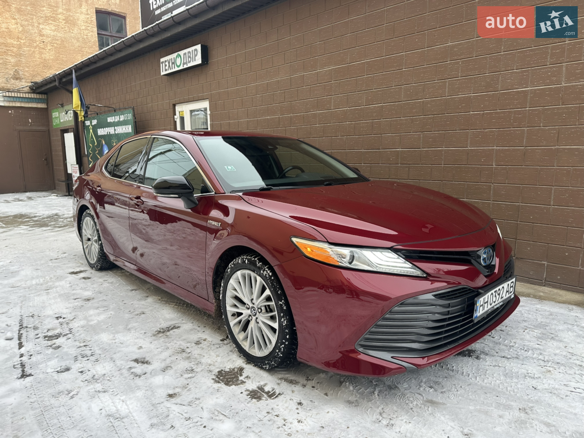2018 Toyota Camry - мініатюра 3