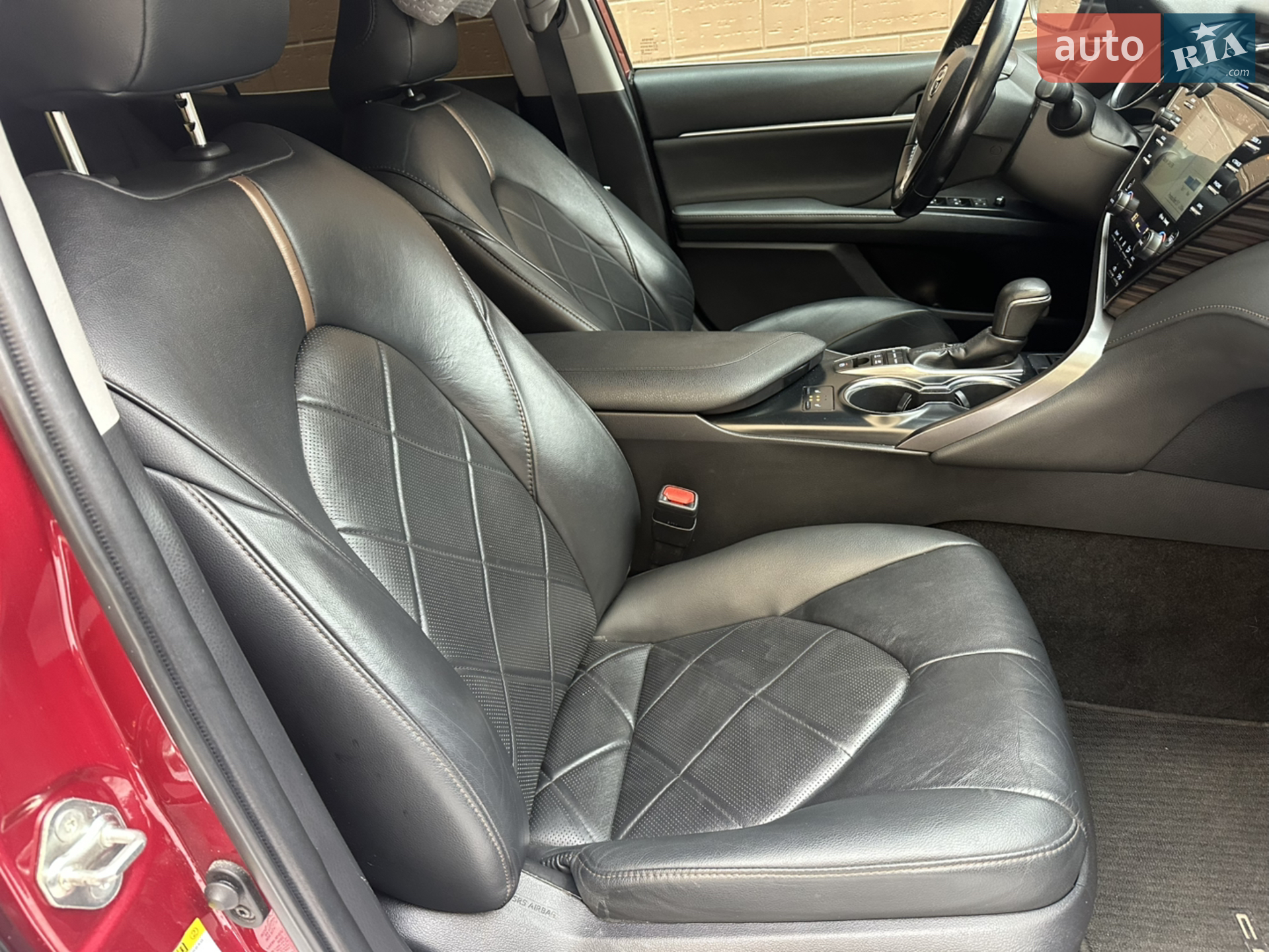 2018 Toyota Camry - мініатюра 15