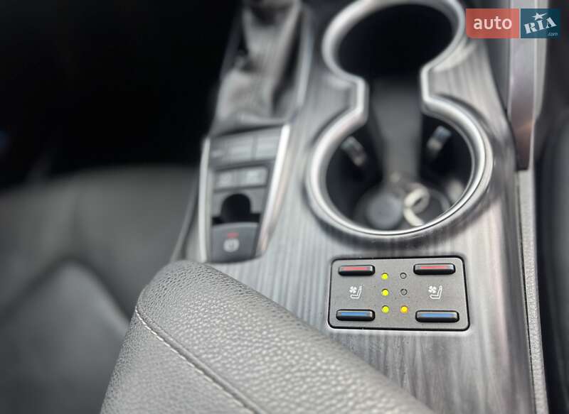 Седан Toyota Camry 2022 в Дніпрі фото 30 Седан Toyota Camry 2022 в Дніпрі