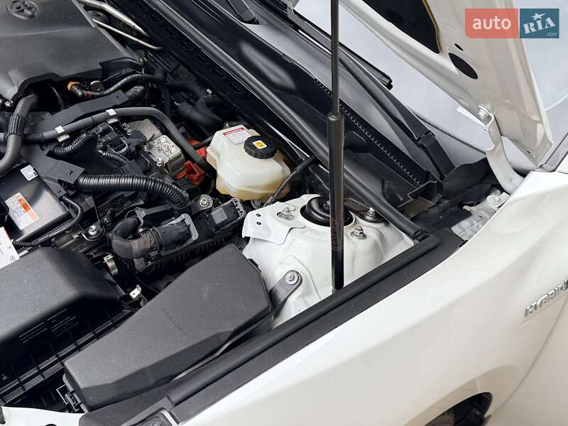 Седан Toyota Camry 2020 в Одессе