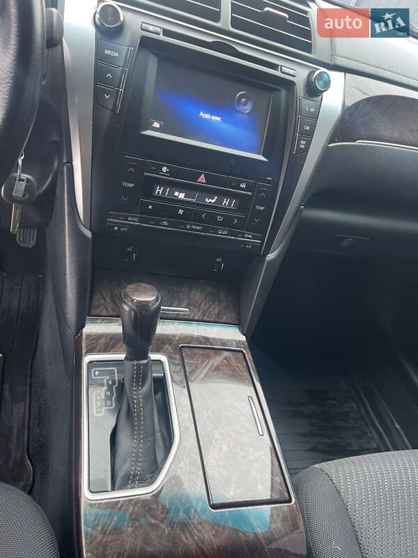 Седан Toyota Camry 2016 в Черкассах