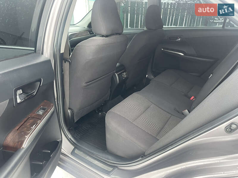 Седан Toyota Camry 2016 в Черкассах