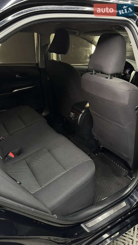 Седан Toyota Camry 2017 в Подольске