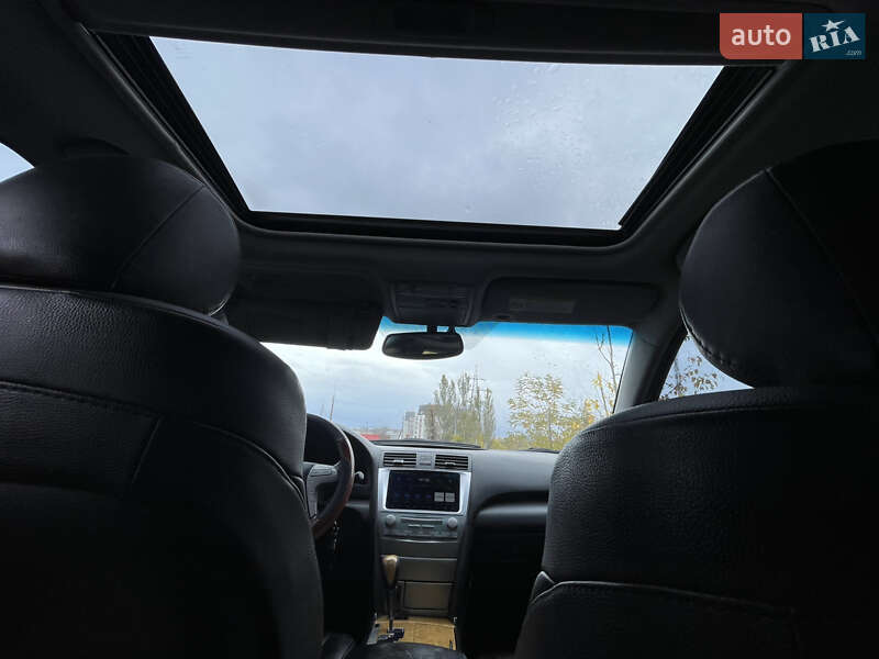 Седан Toyota Camry 2007 в Николаеве