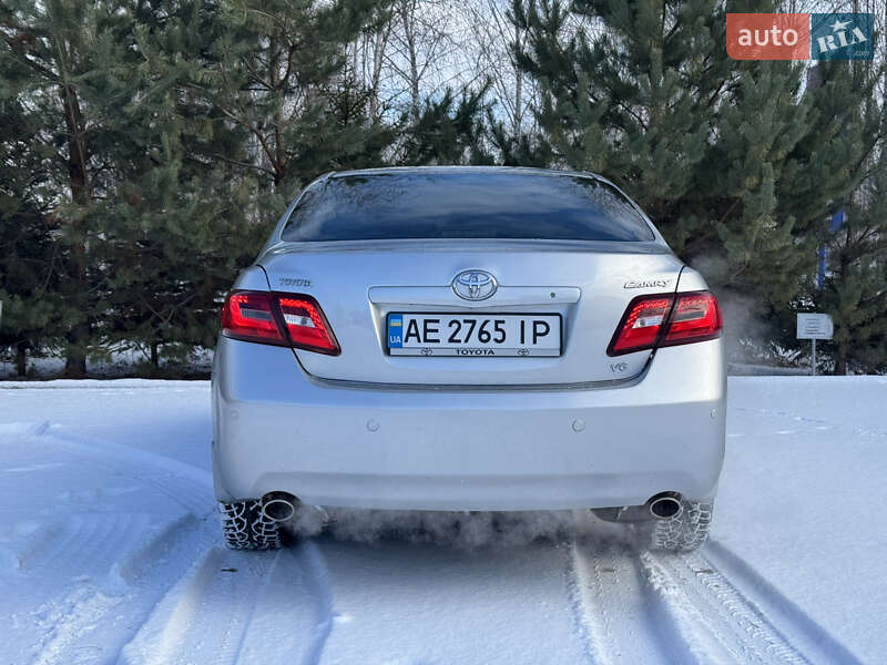 Седан Toyota Camry 2007 в Киеве