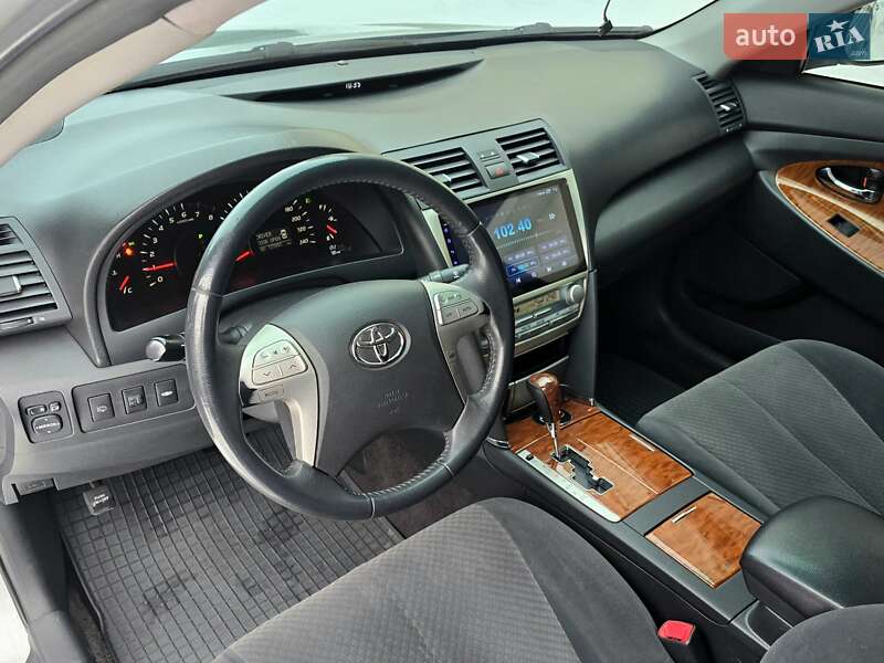 Седан Toyota Camry 2008 в Харькове