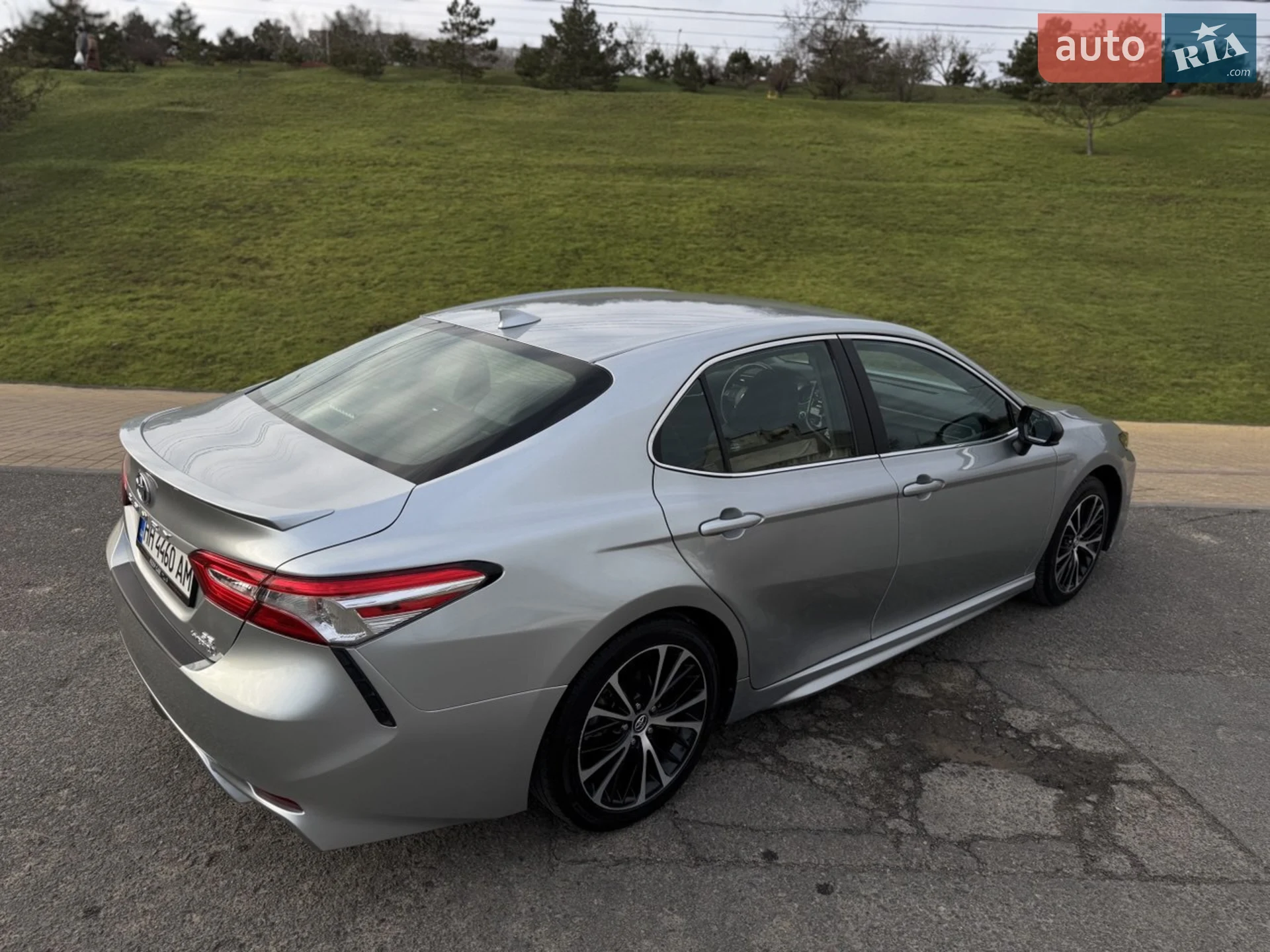 2020 Toyota Camry - мініатюра 13