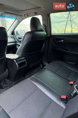 Седан Toyota Camry 2016 в Одессе