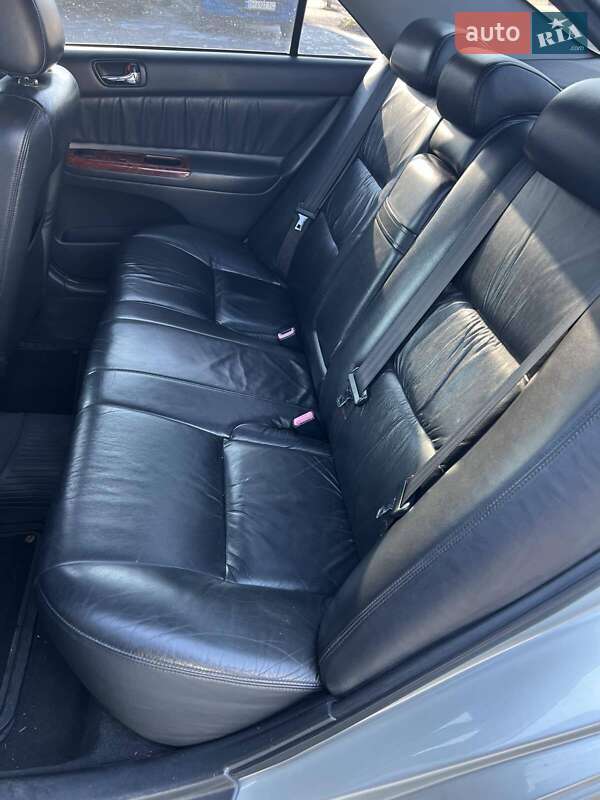 Седан Toyota Camry 2004 в Одессе