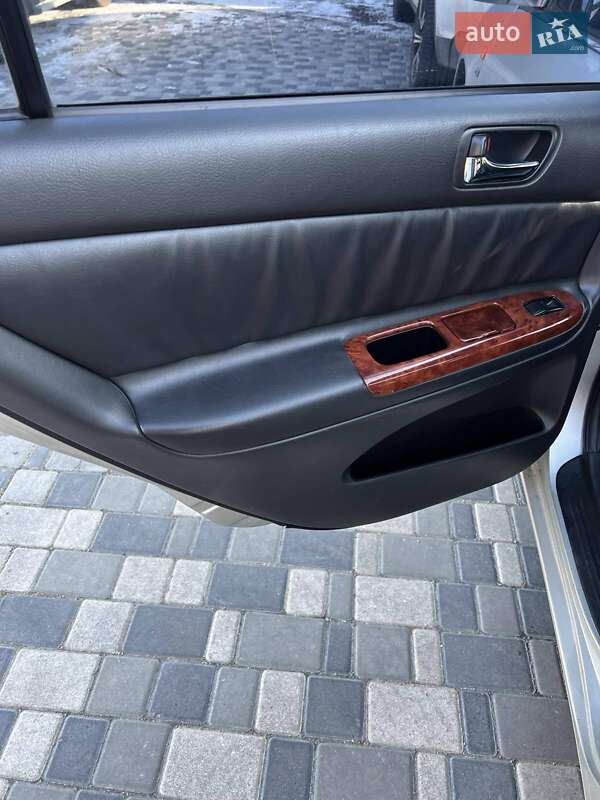 Седан Toyota Camry 2004 в Одессе