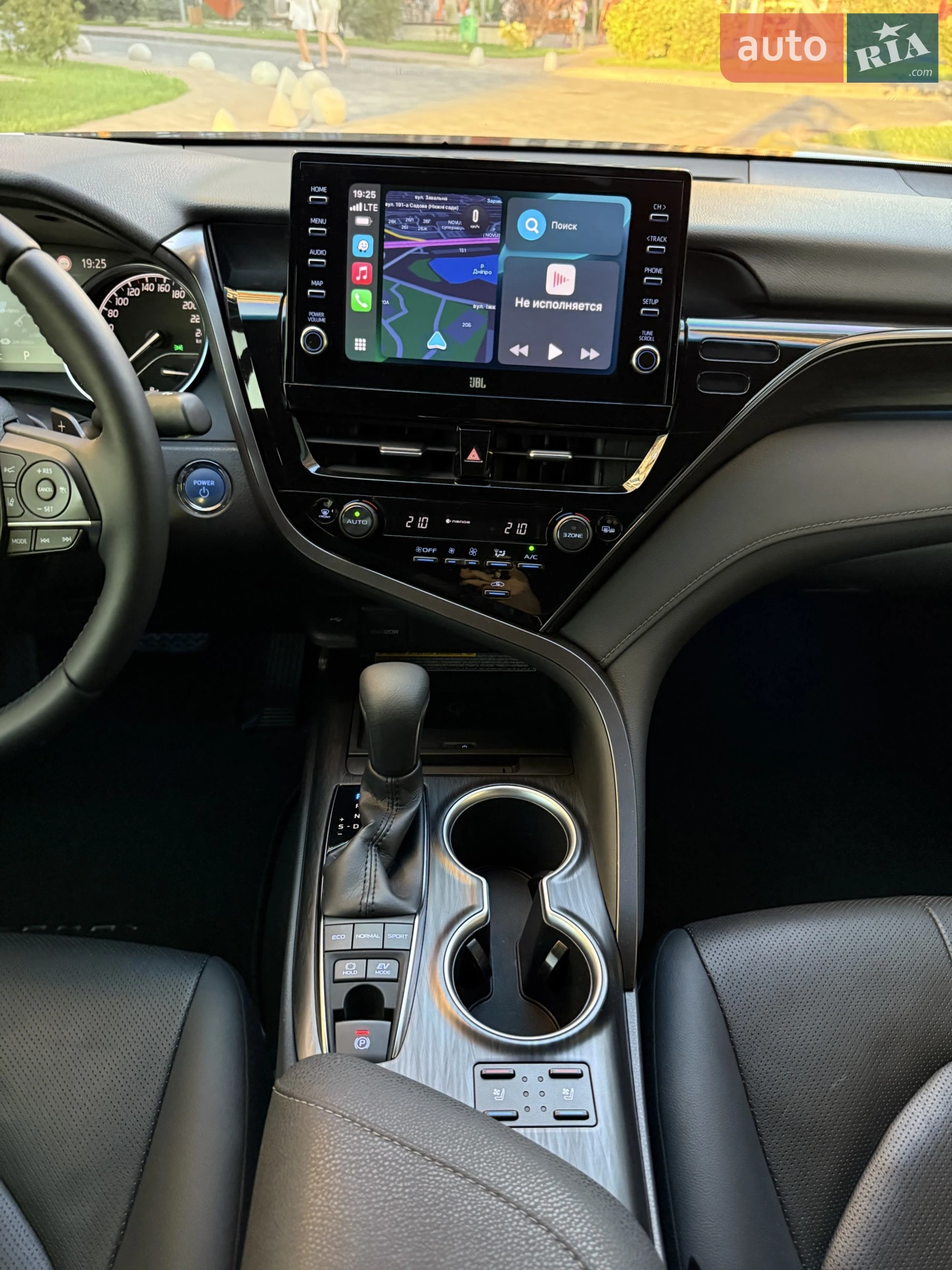 2021 Toyota Camry - мініатюра 24