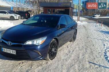 Седан Toyota Camry 2015 в Вишневому