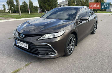 Седан Toyota Camry 2021 в Кременчуге