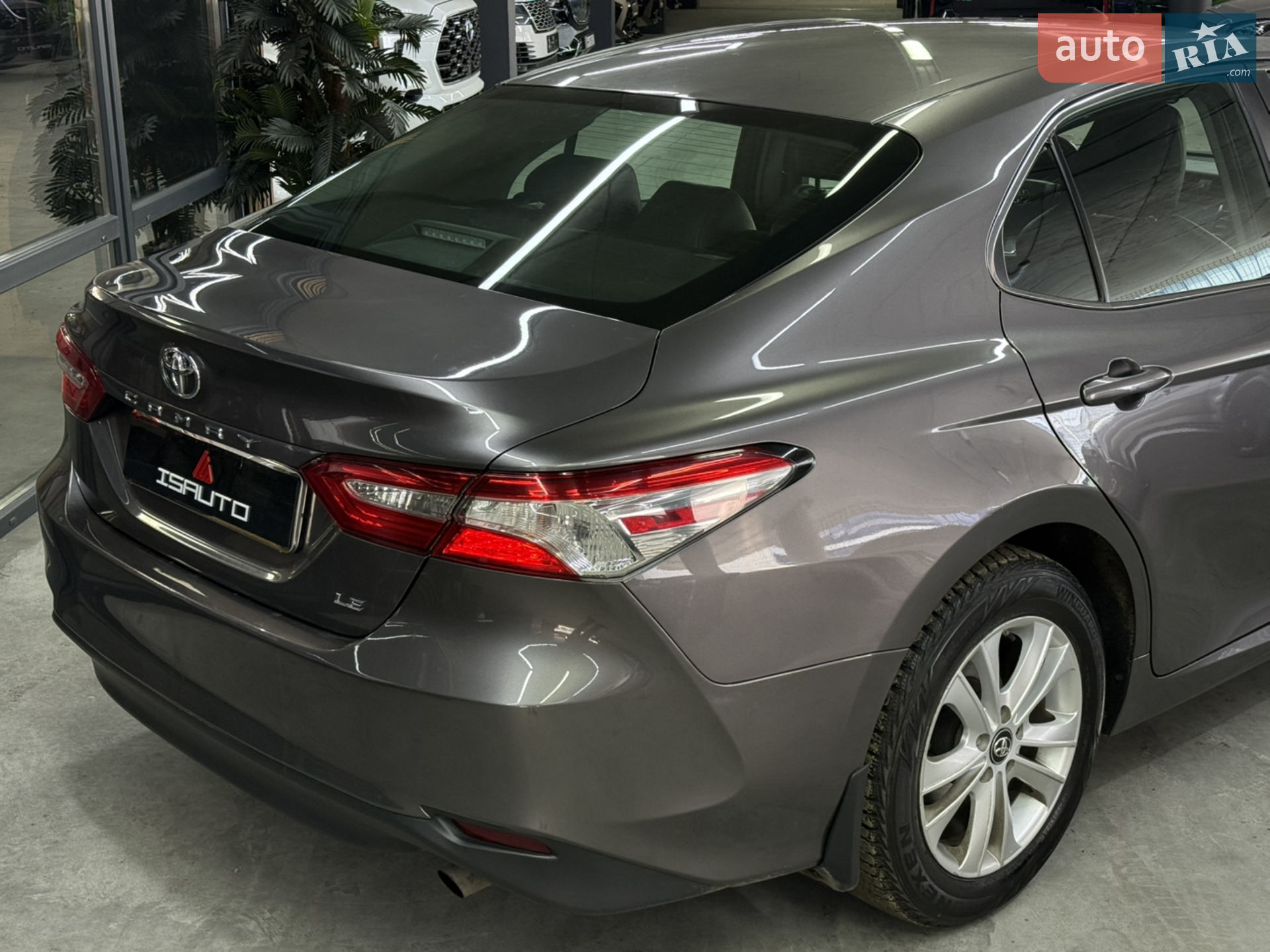 2017 Toyota Camry - мініатюра 17