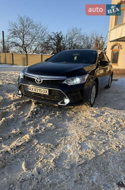 Седан Toyota Camry 2016 в Харкові