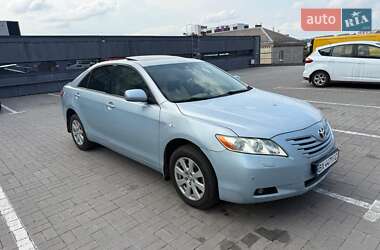 Седан Toyota Camry 2007 в Львове