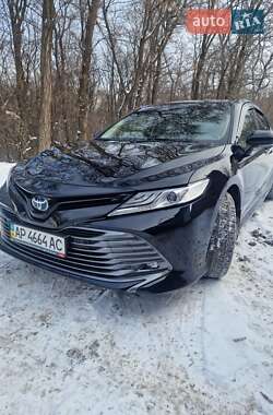 Седан Toyota Camry 2020 в Запоріжжі