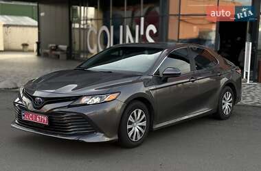 Седан Toyota Camry 2020 в Киеве