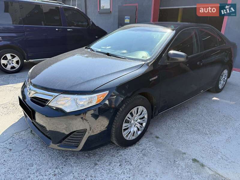 Седан Toyota Camry 2013 в Киеве фото 4 Седан Toyota Camry 2013 в Киеве
